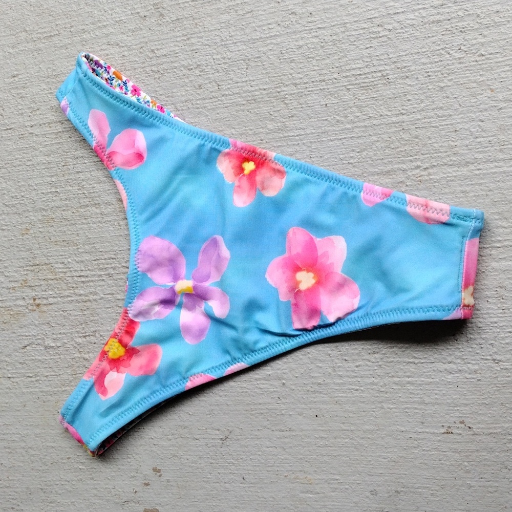 NWOT Reversible Mid-Rise Ultra High Leg Super Cheeky Bikini Wild Fable XXS - Picture 7 of 10
